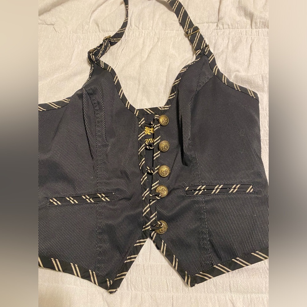 Guess Black vest. Size small